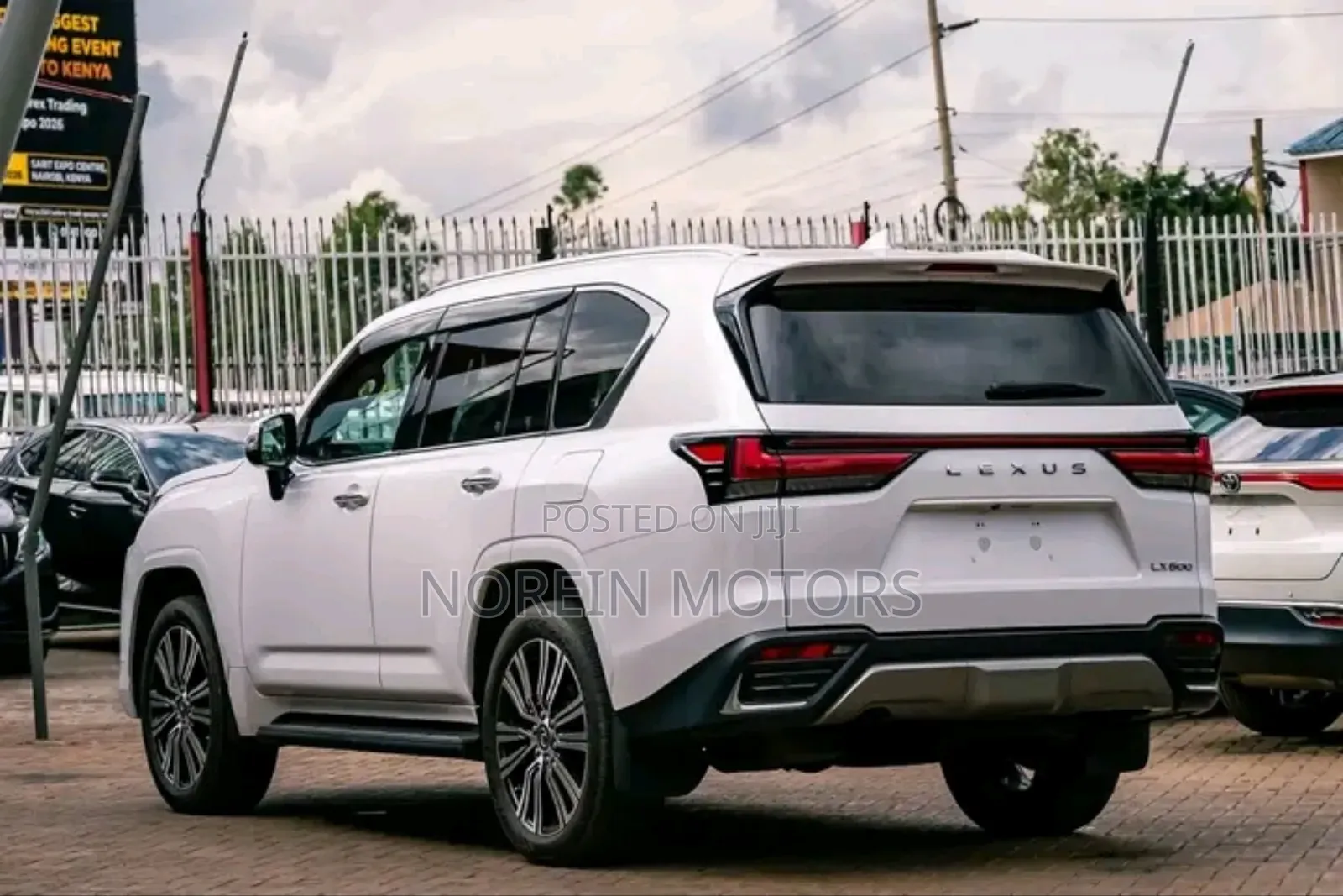 Lexus LX LX 600 2022