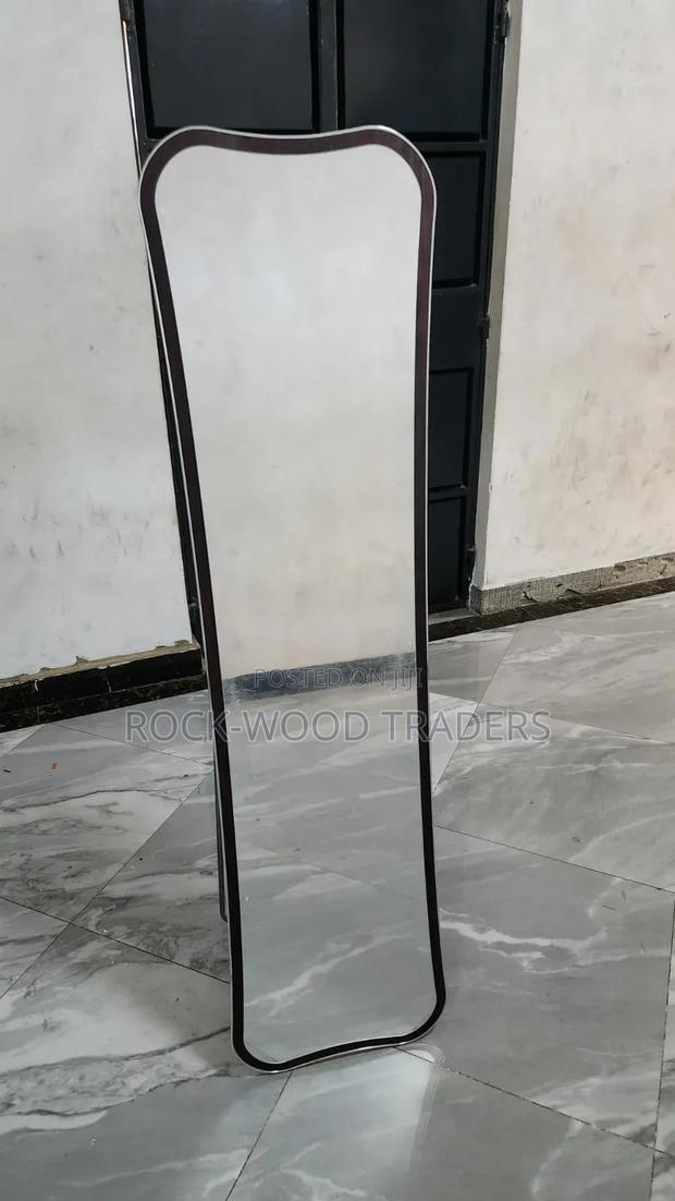 Unbreakable Mirror