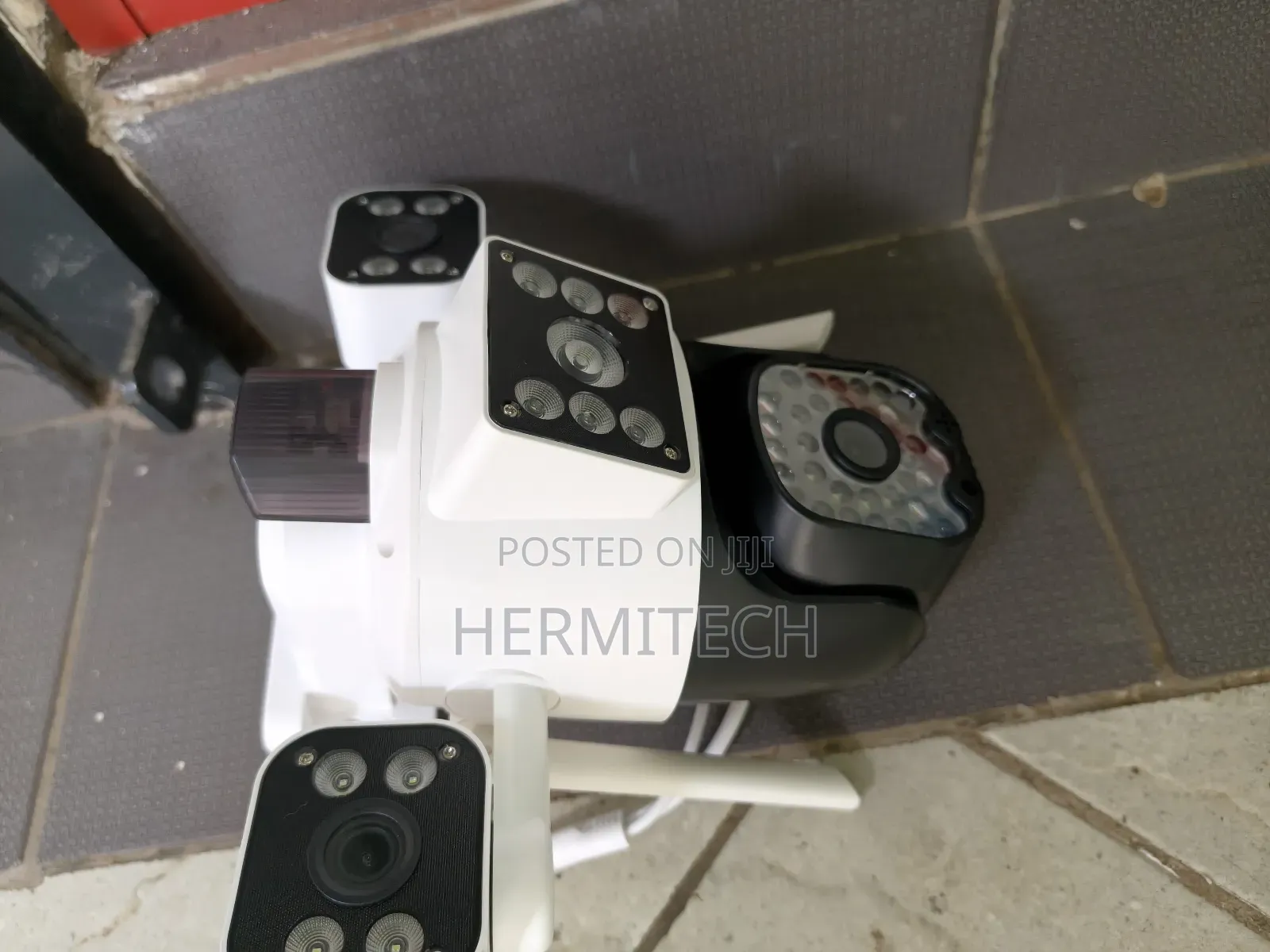 Smart Home System Electric CCTV Outdoor Indoor Triple Lens 4g