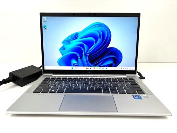 Laptop HP EliteBook 830 G8 16GB Intel Core i7 SSD 512GB