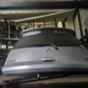 Mitsubishi Colt Boot