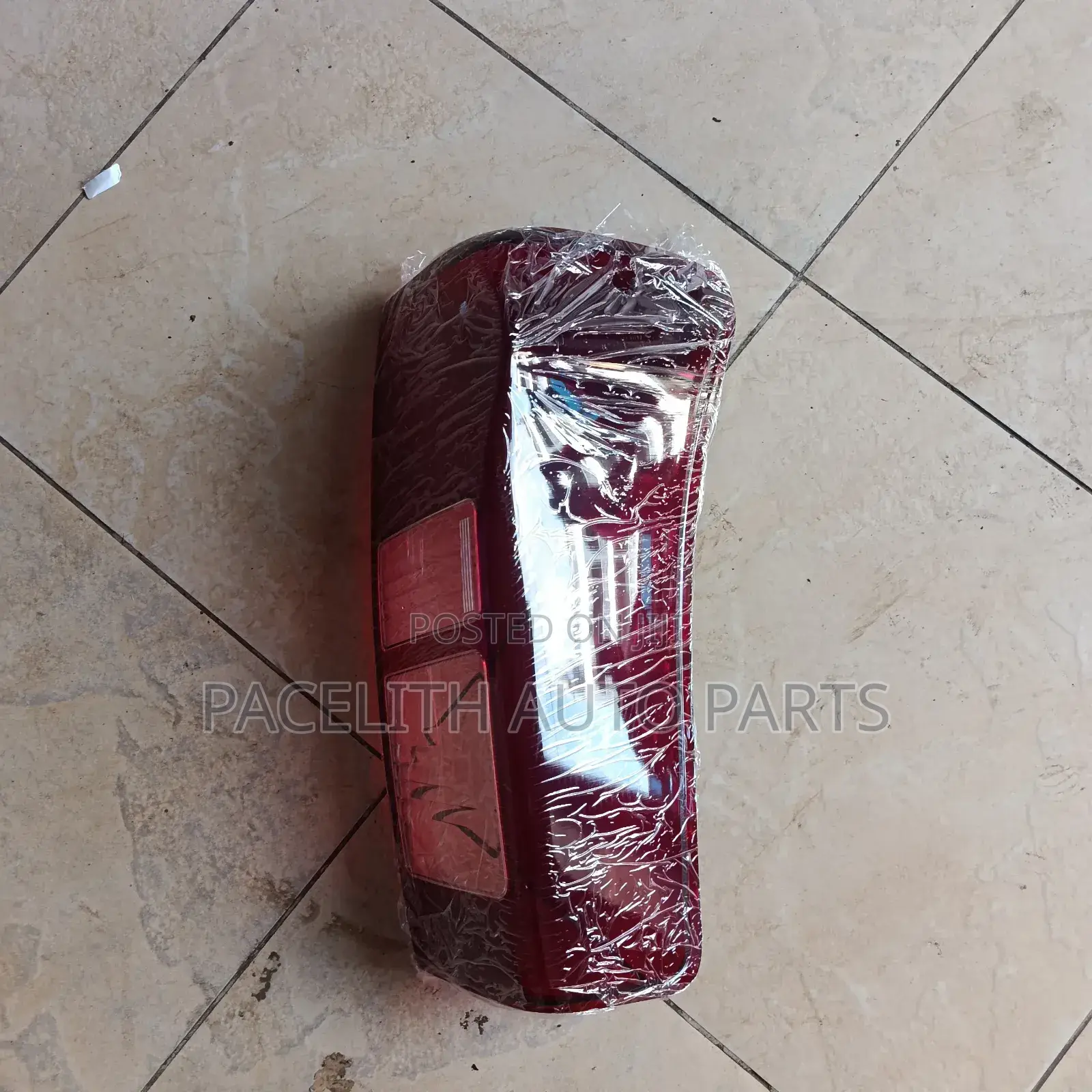 Tail Lens Dmax 2012