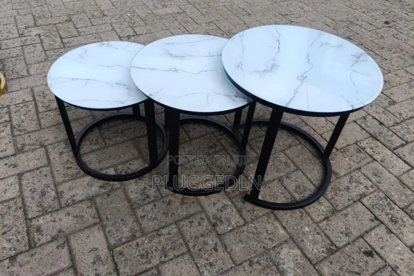3-in-1 Set of Black Nesting Tables .