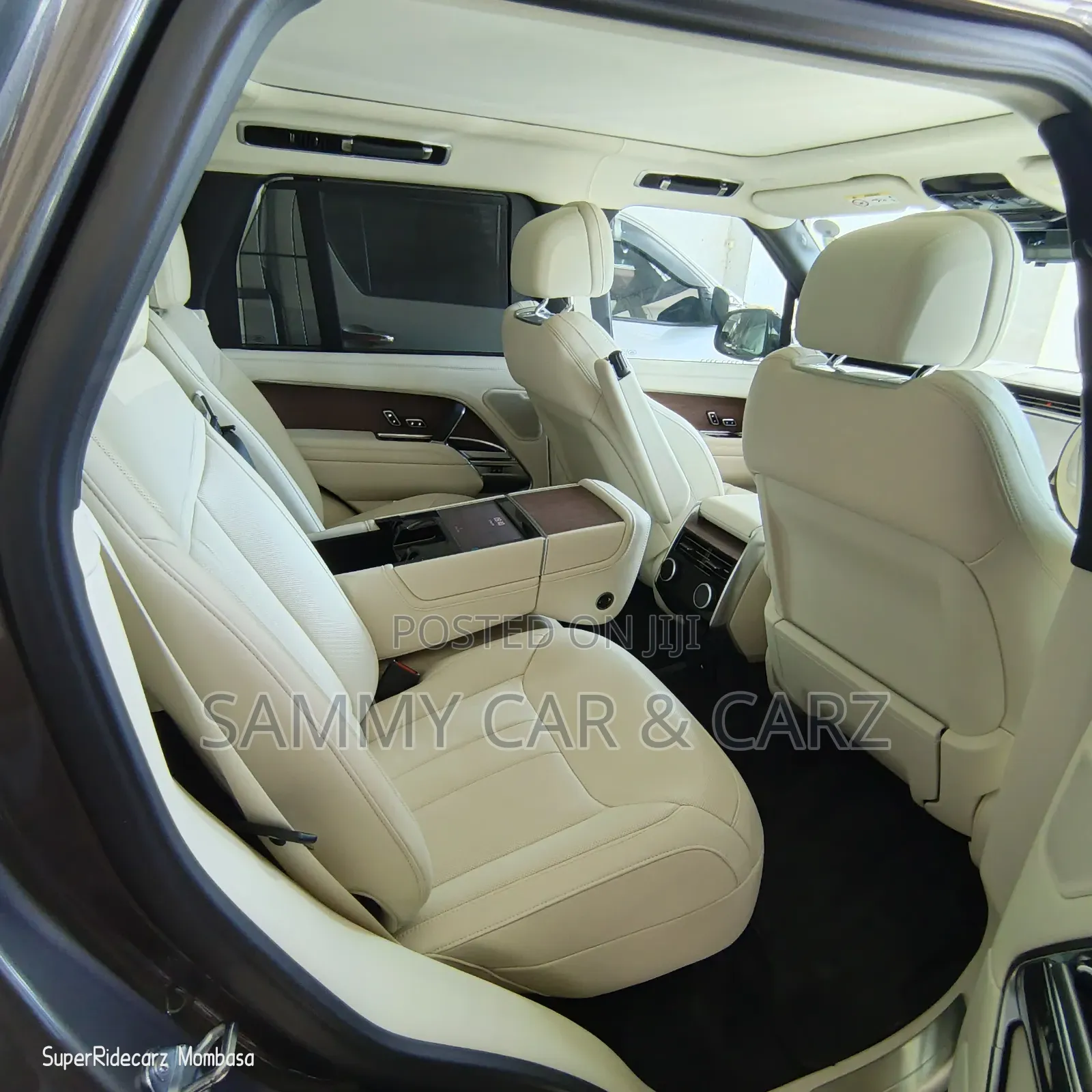 Land Rover Range Rover 2023 Brown