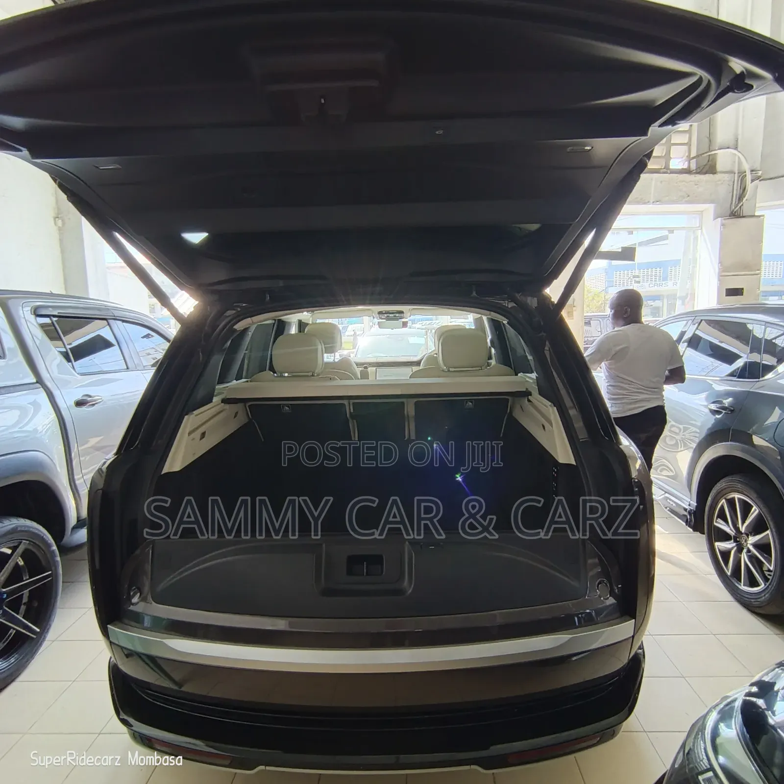 Land Rover Range Rover 2023 Brown