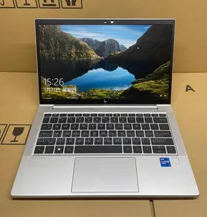 Laptop HP EliteBook 830 G8 16GB Intel Core i7 SSD 512GB