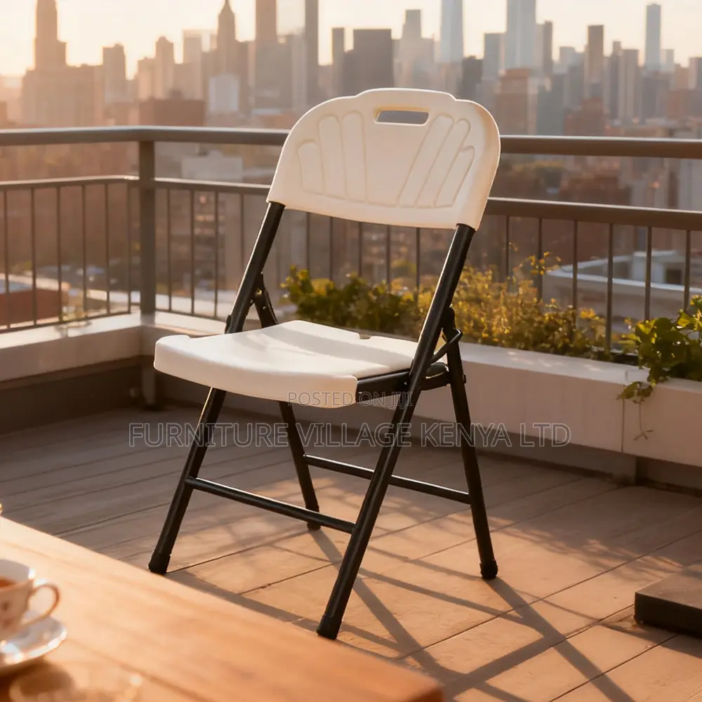 Outdoor Chair; White Foldable Outdoor Patio Chair