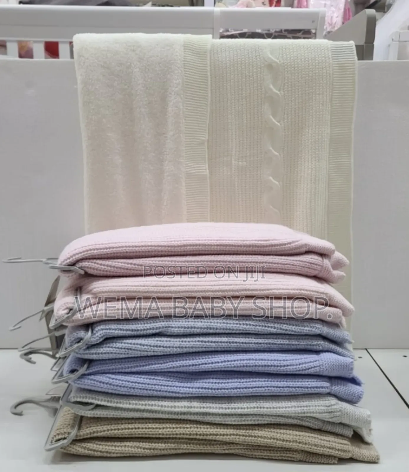 Classic Cable Knit Baby Blanket