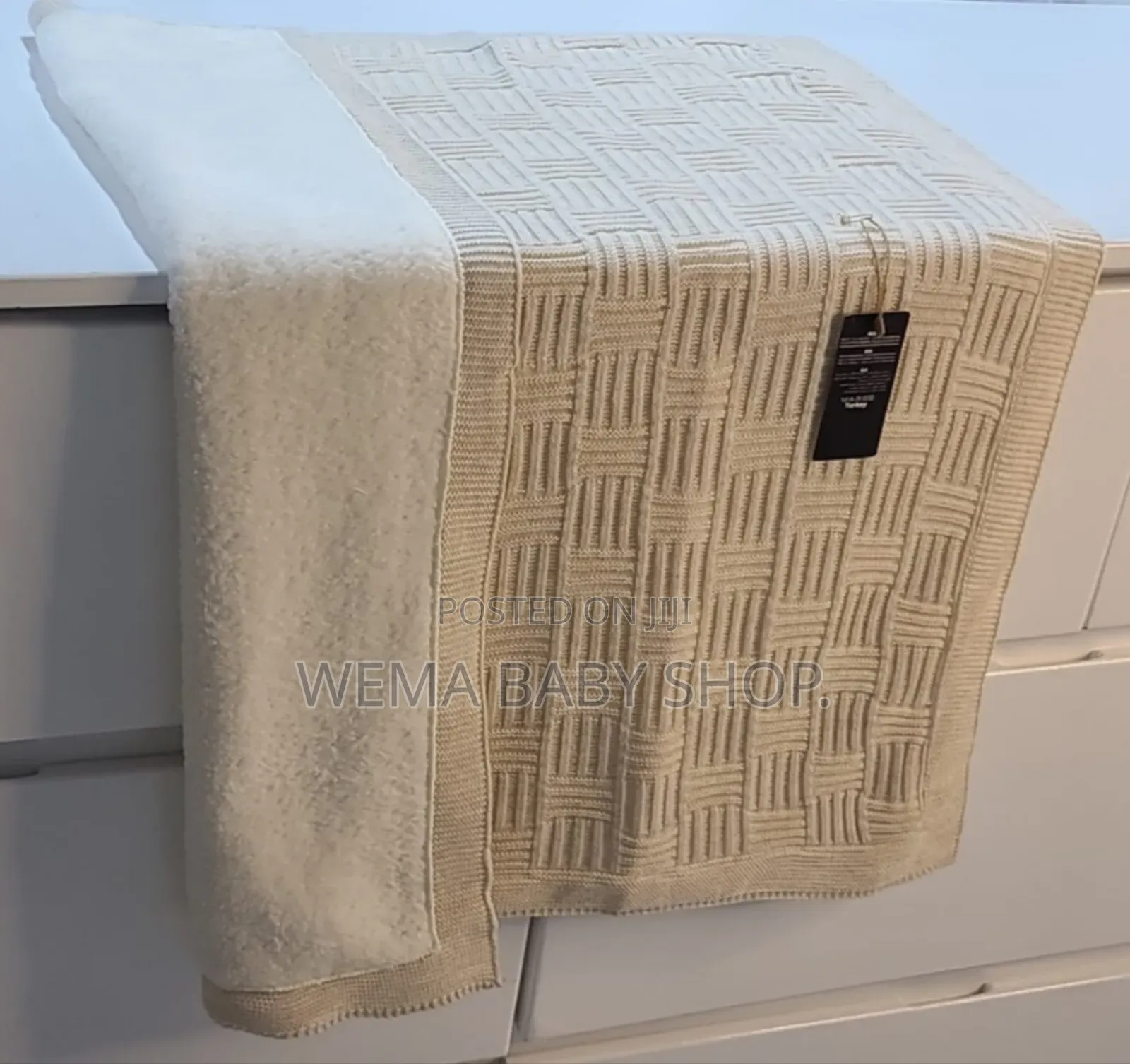 Classic Cable Knit Baby Blanket