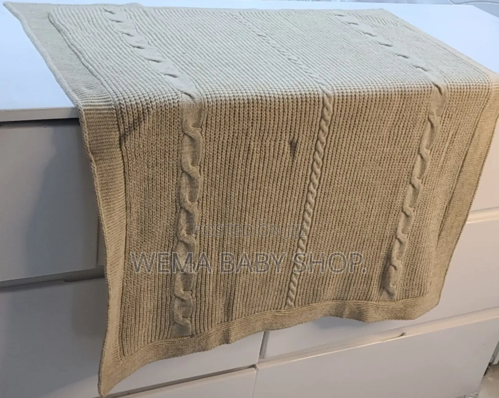 Classic Cable Knit Baby Blanket