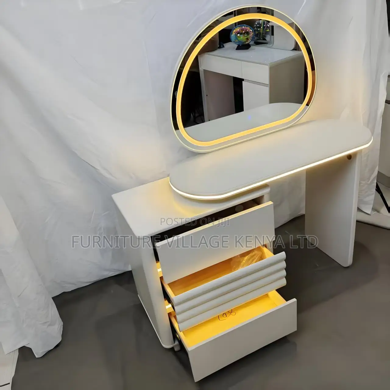 Dressers; Modern Table With Mirror and Drawers