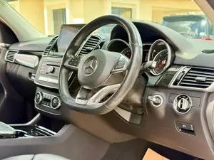 Mercedes-Benz GLE-Class GLE 350d 4MATIC 2018