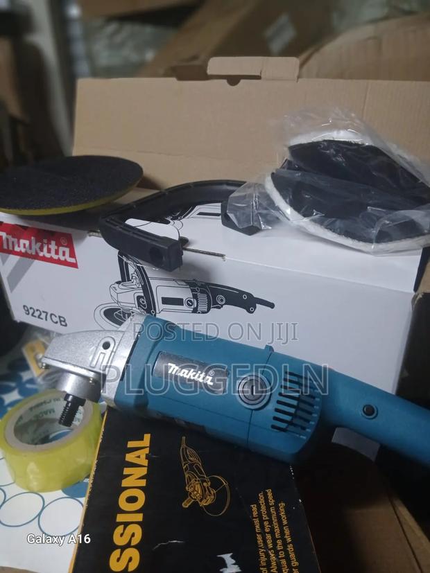 Makita Buffing Machine . - thumbnail 2