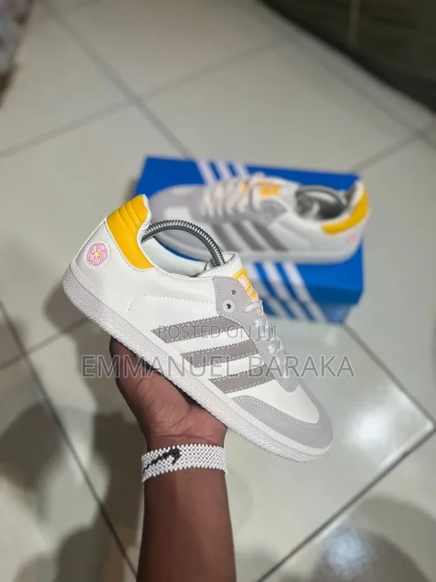 adidas gazelle silver green womens Limited edition Leeds utd FC retro David Batty inspired blue / yellow   Sneakcustomtrainers.com
