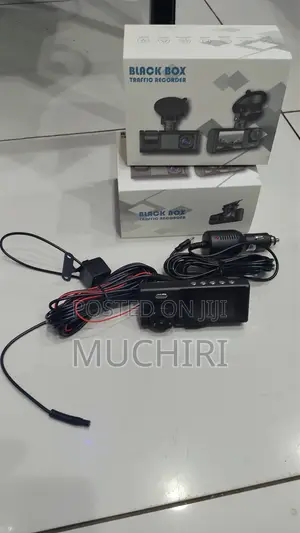 3 in 1 Vehicle Dash Camera Recorder With Reverse Camera