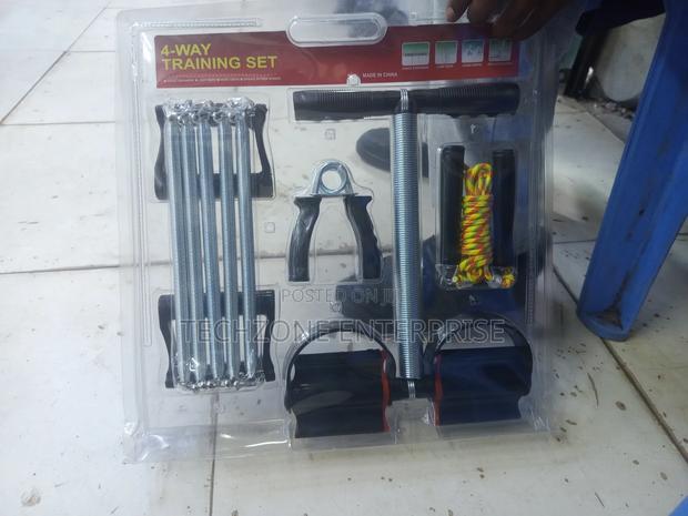 4 Way Gym Training Set Comprises of Different Set