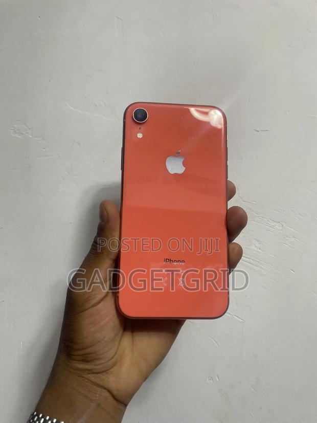 Apple iPhone XR 128 GB Red