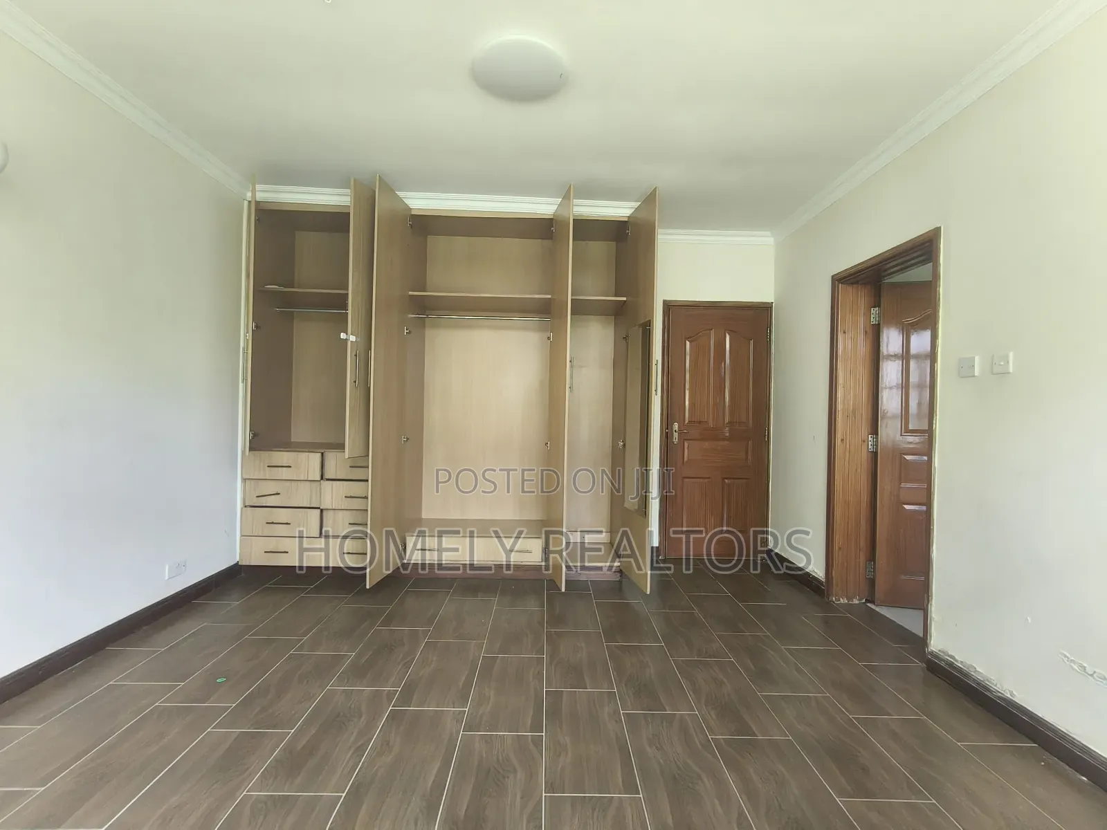 4bdrm Bungalow in Karen, Nairobi for sale