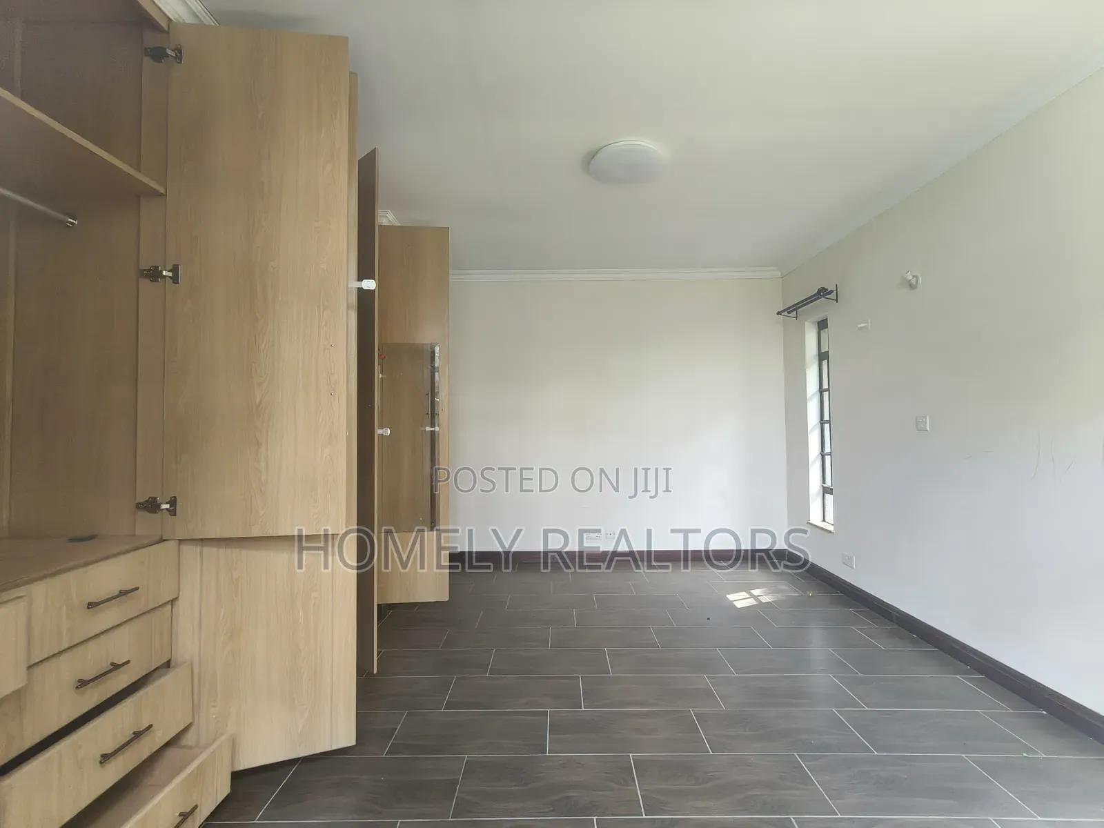 4bdrm Bungalow in Karen, Nairobi for sale