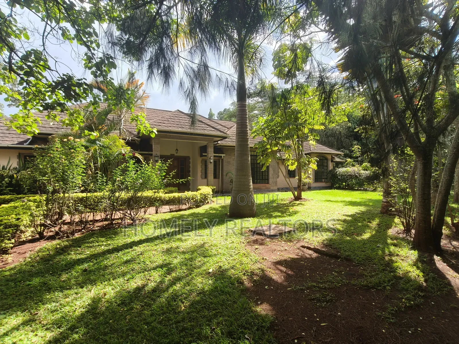 4bdrm Bungalow in Karen, Nairobi for sale