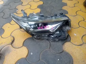 Auris Headlight 2017/2018