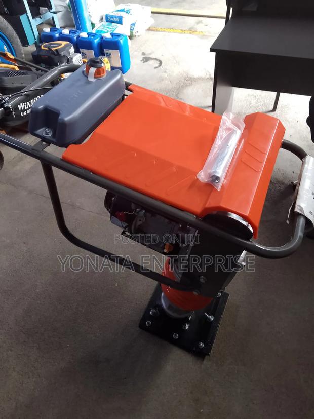 Tamping Rammer Compactor Available (6.5hp Engine)