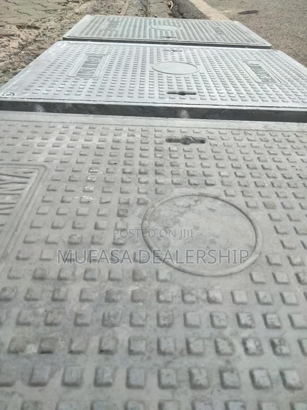 Resintuff 18by24 Manhole Cover - thumbnail 2