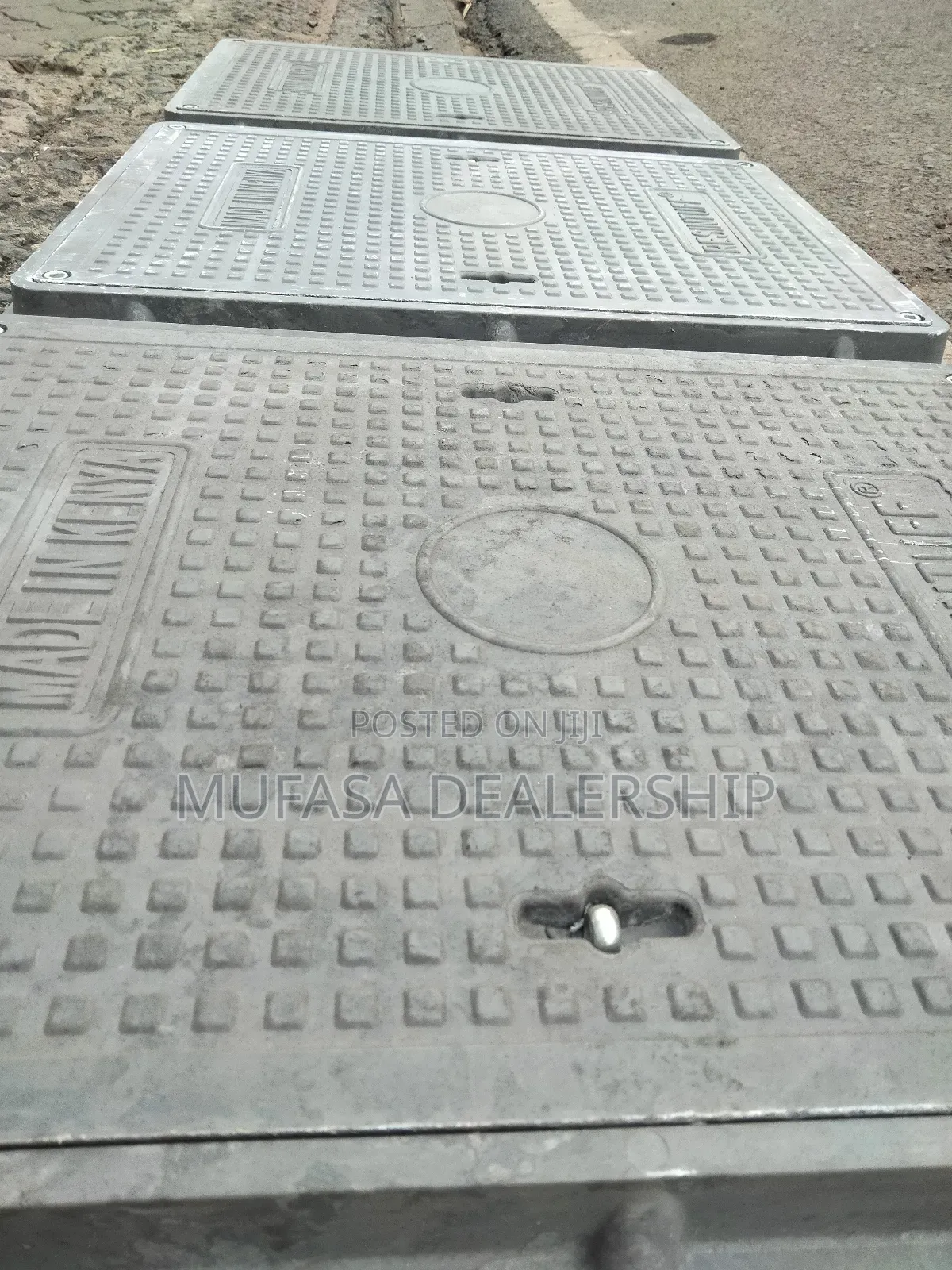 Fiber Manhole Cover(18×24) Lockable