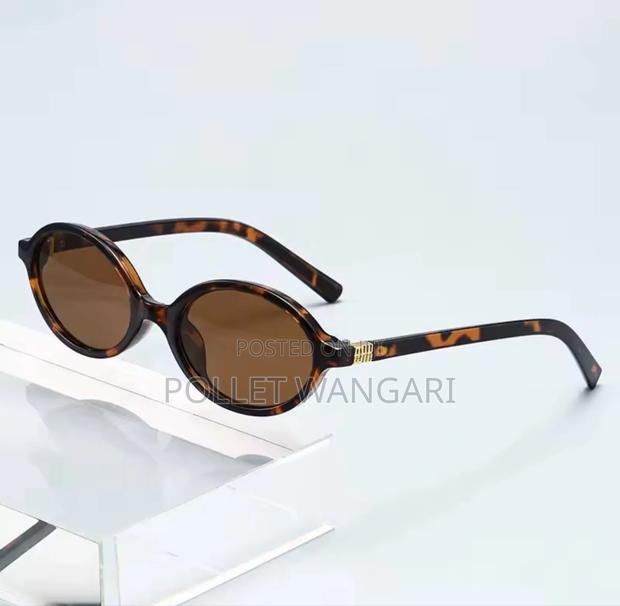 Unisex Sunglasses - thumbnail 3