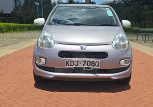 Toyota Passo 2015 Silver