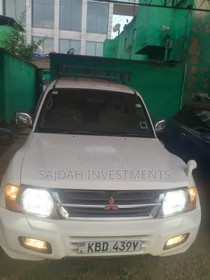 Mitsubishi Pajero Sport 2004 White