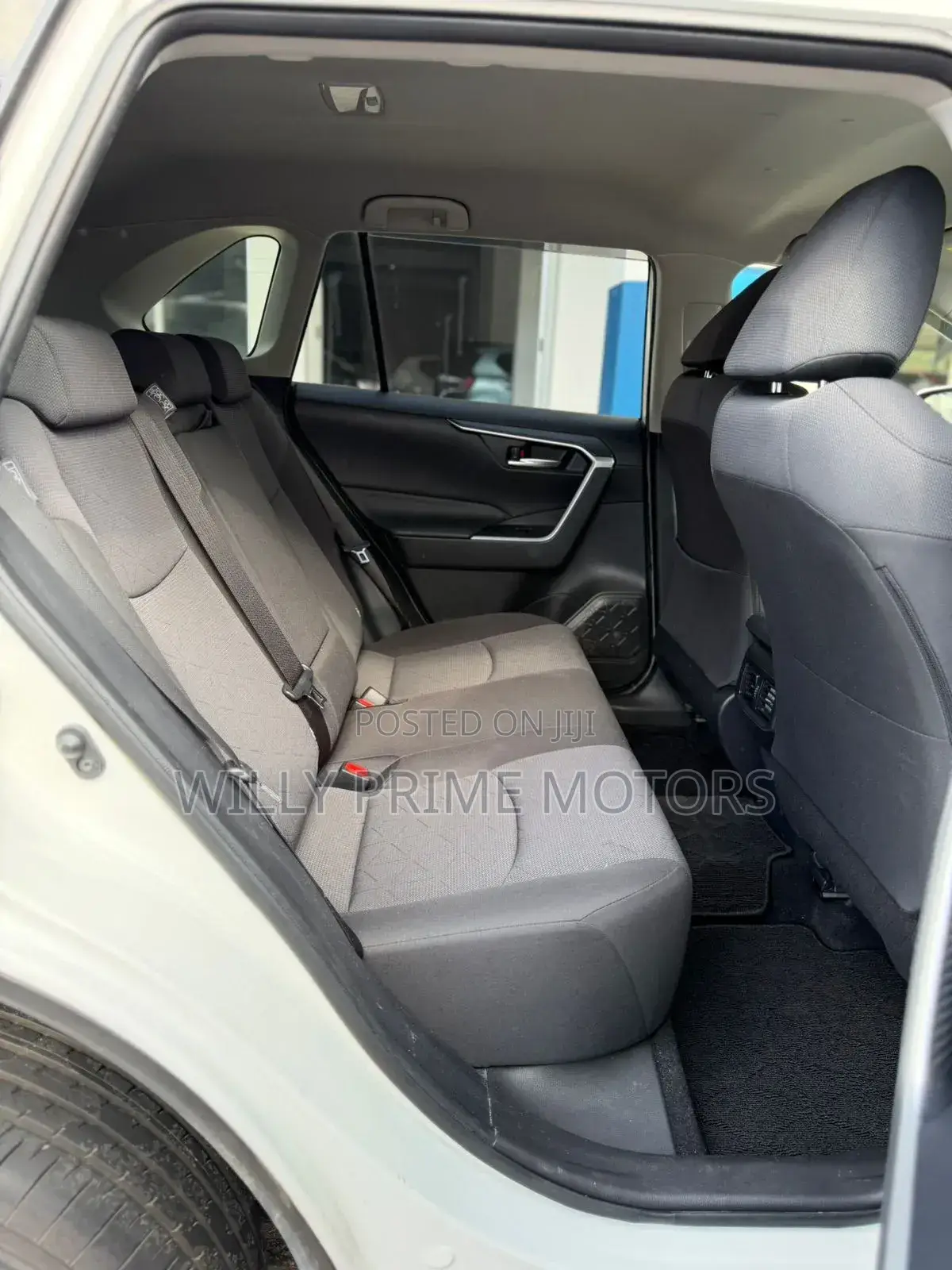Toyota RAV4 2020 White