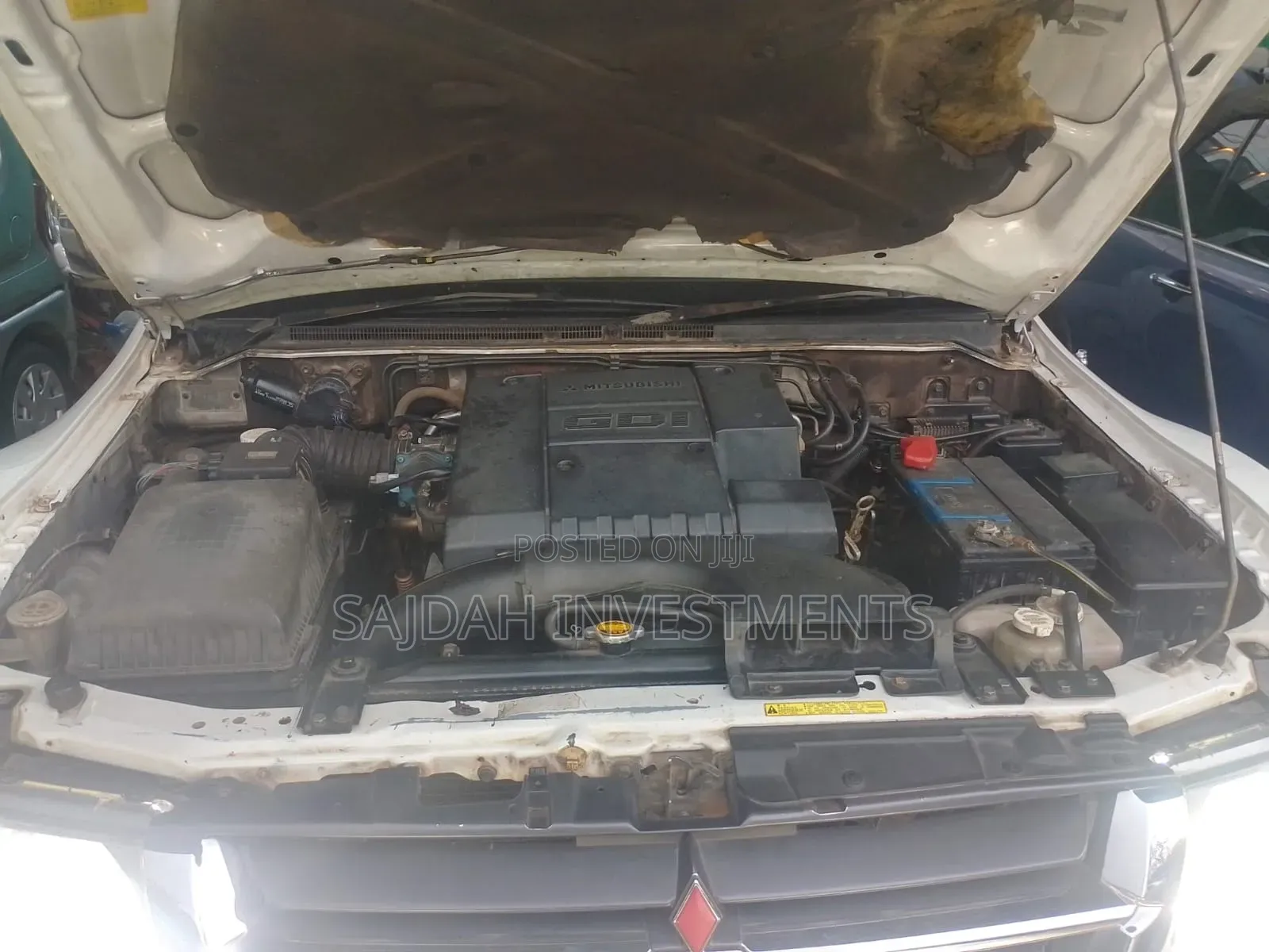 Mitsubishi Pajero Sport 2004 White