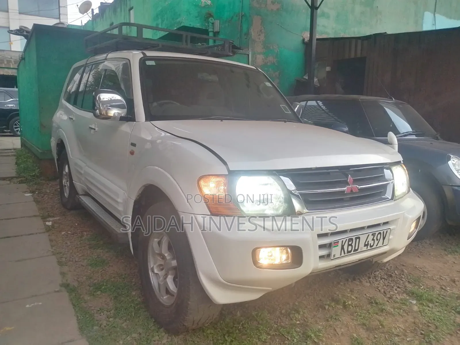 Mitsubishi Pajero Sport 2004 White