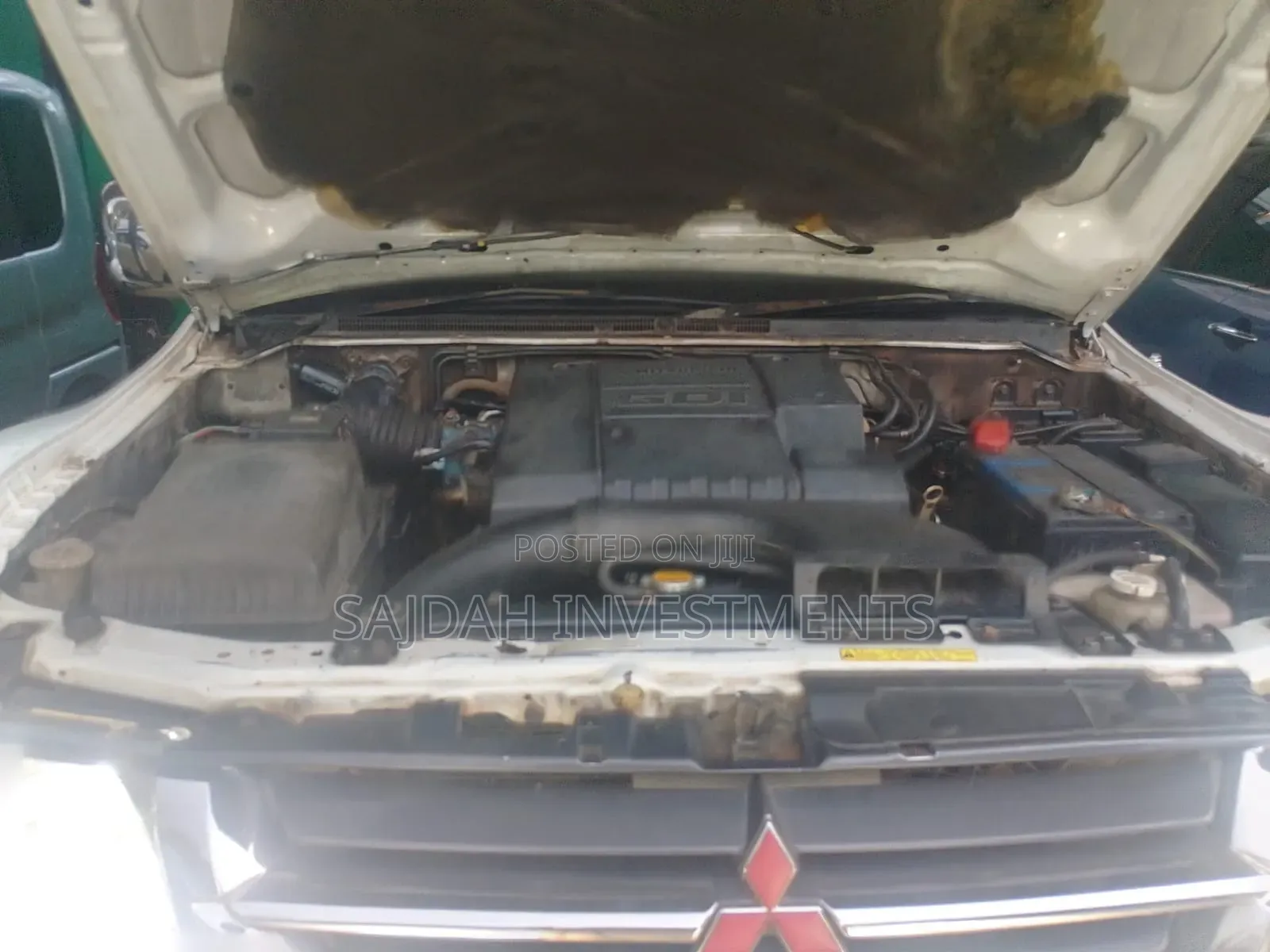 Mitsubishi Pajero Sport 2004 White