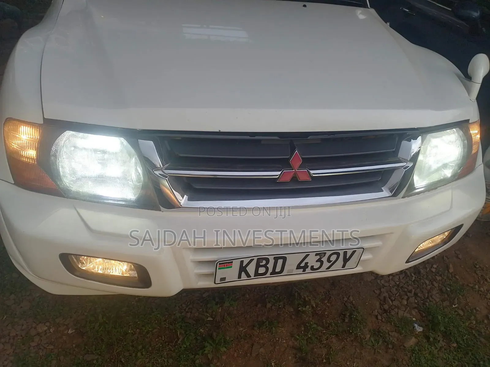 Mitsubishi Pajero Sport 2004 White
