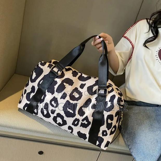 Travel Weekender Women Overnight Bag_mg
