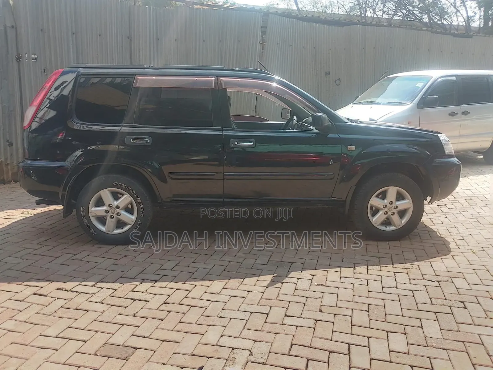 Nissan X-Trail 2.0 Comfort 2005 Black