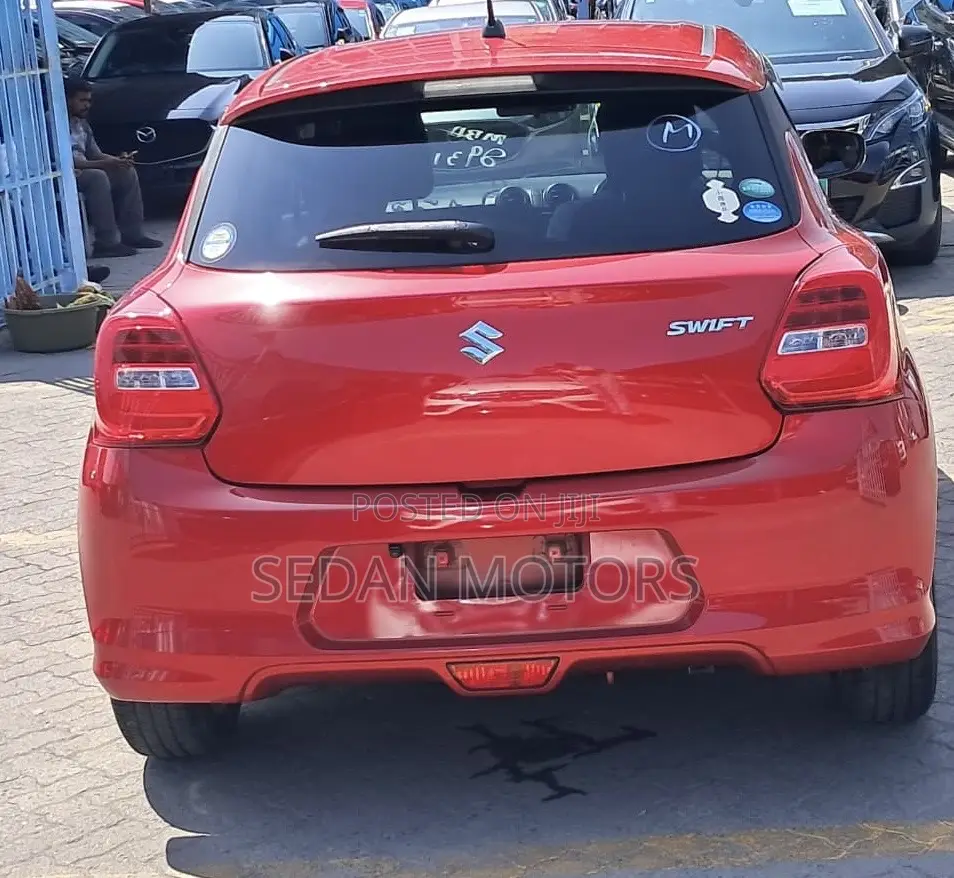 Suzuki Swift 2019 Red