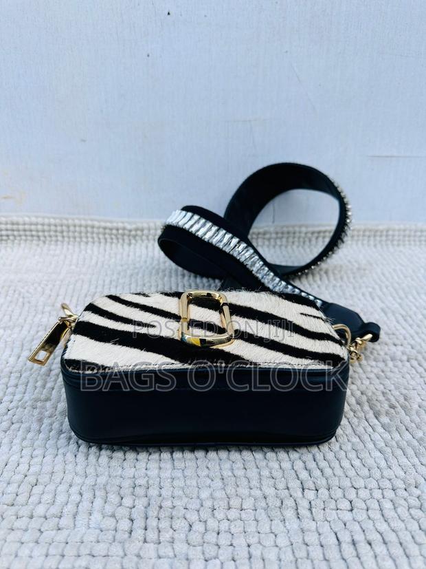 Authentic Marc Jacobs Snapshot Zebra Print Crossbody Bag - thumbnail 3