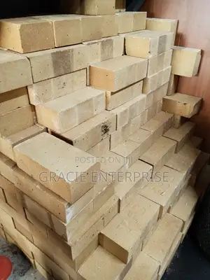 Hard Bricks/ Refractory Firebricks