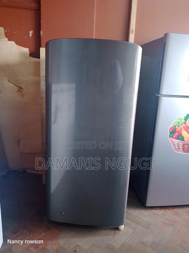 Samsung (200litres ) Single Door Fridge - thumbnail 2