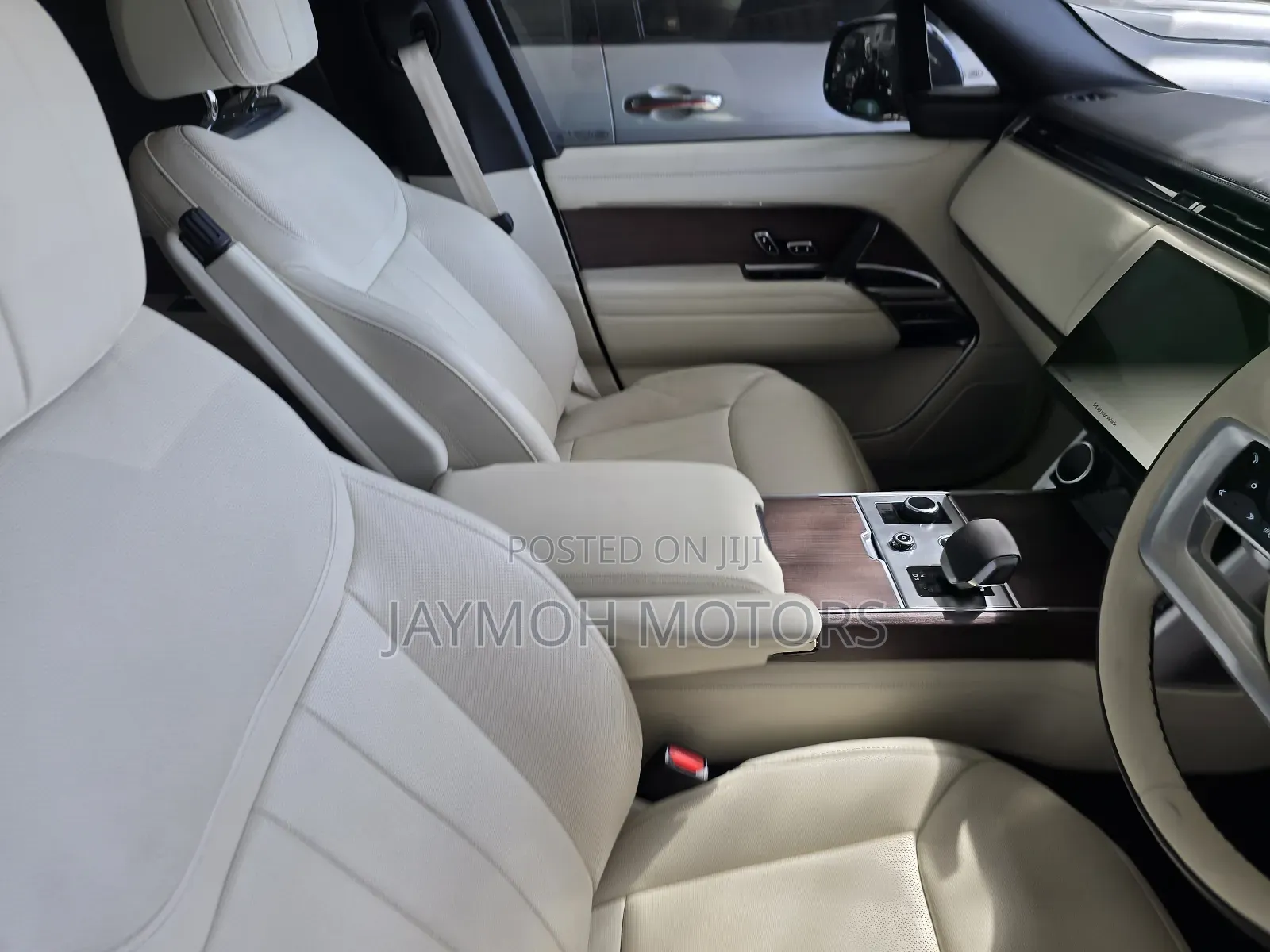 Land Rover Range Rover Vogue 2023 Gray