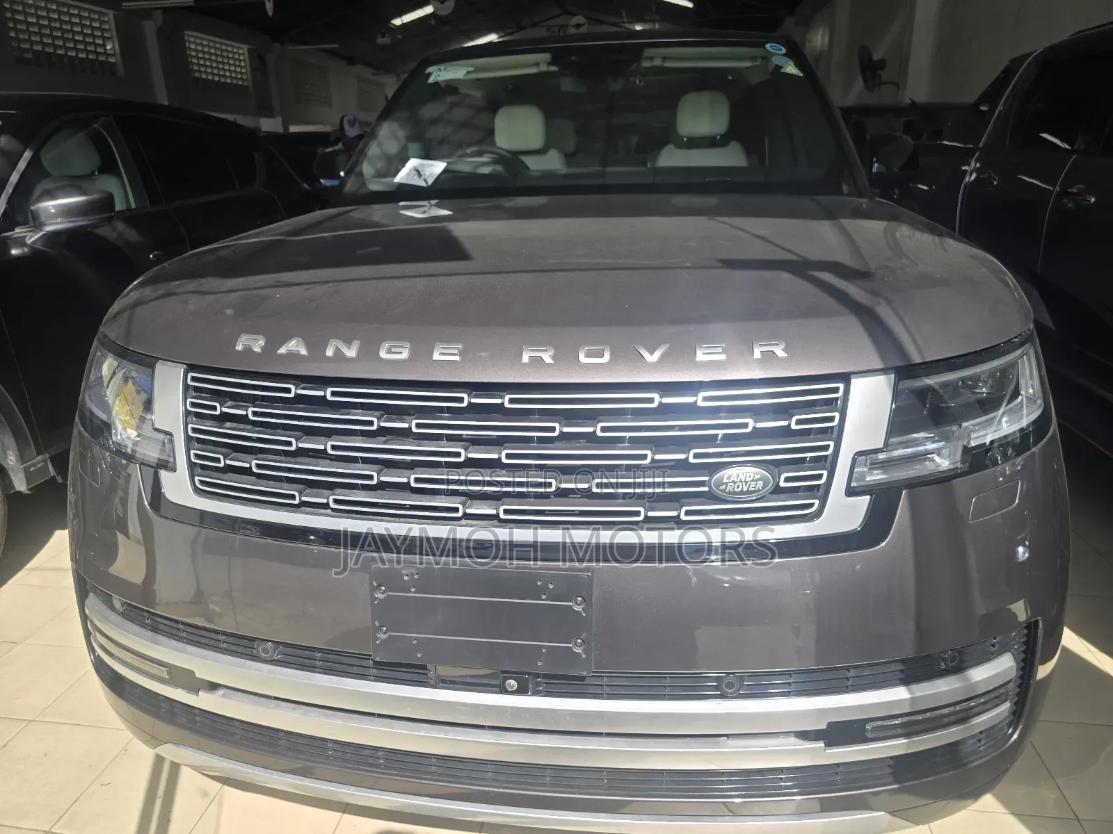 Land Rover Range Rover Vogue 2023 Gray