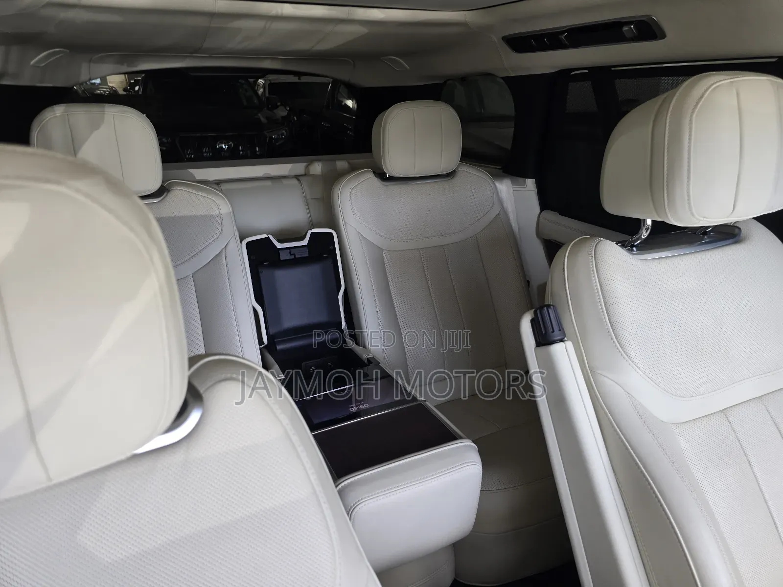 Land Rover Range Rover Vogue 2023 Gray
