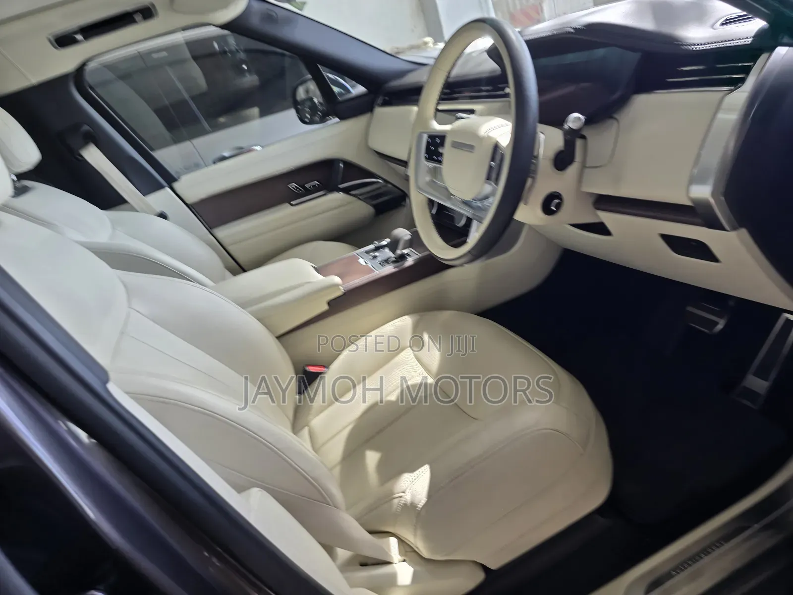 Land Rover Range Rover Vogue 2023 Gray