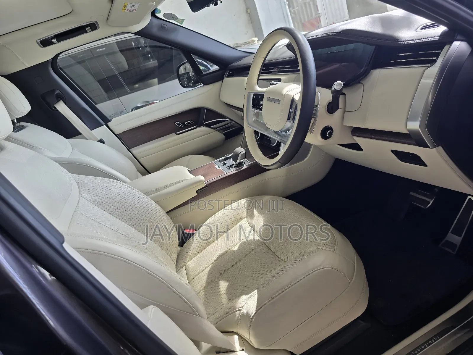 Land Rover Range Rover Vogue 2023 Gray