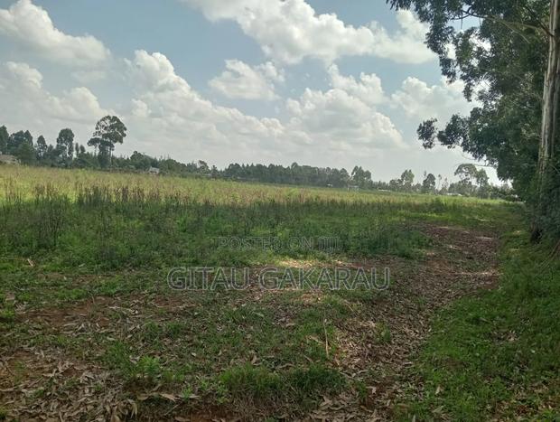 Plot in Juja