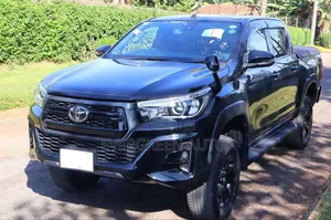 Toyota Hilux 2019 Black