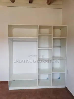 Spacious Wardrobe – Strong Modern